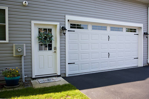 24/7 Emergency Garage Door Panel Replacement experts in Tucker County County, WV